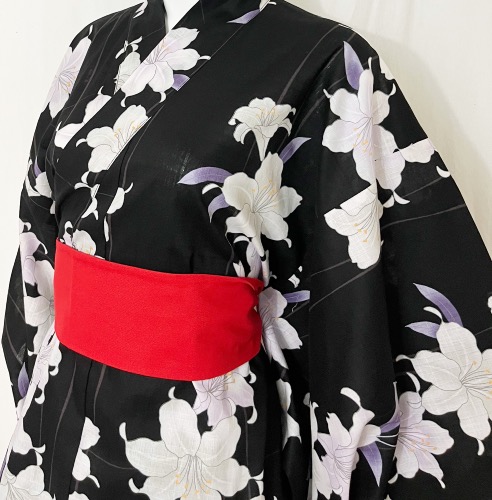 KIMONO JAPONAIS YUKATA NOIR ET FLEUR DE LYS