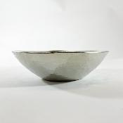 COUPE EN ÉTAIN DE KAWANANO Toshiya, artisan aïnou